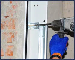 Neighborhood Garage Door Summit, IL 708-329-6151 Neighborhood Garage Door Summit, IL 708-329-6151 - side-door-repair-t-22-gr-23m